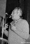 Andrzej Wajda podczas spotkania z widzami w kościele pw. św. Maksymiliana Marii Kolbe w Krakowie-Mistrzejowicach, 24 maja1985 r., fot. Zbigniew Galicki